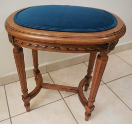 Tabouret Louis XVI dessus Velours